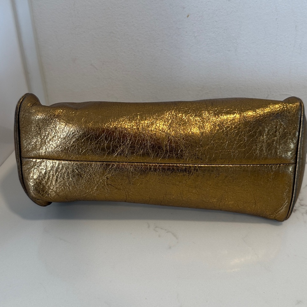 Burberry Clutch - Picture 4 of 7